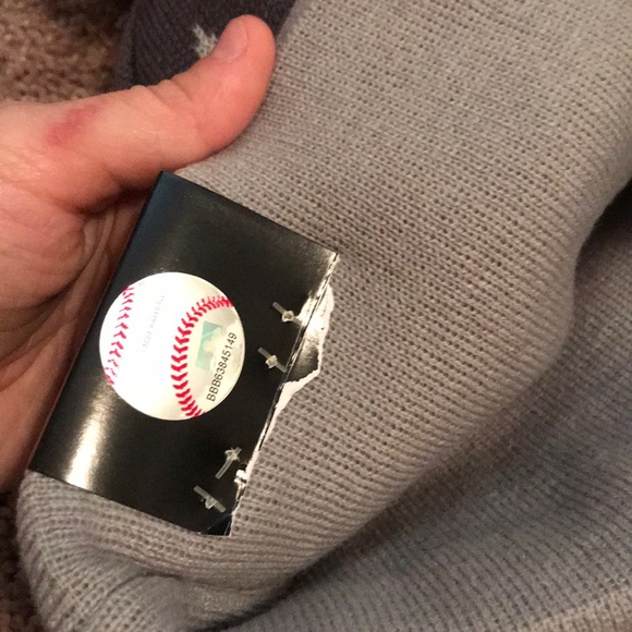 New York Beanie - Picture 4 of 5